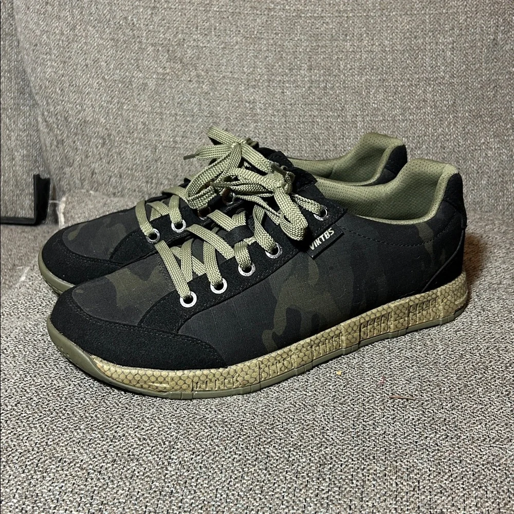 Viktos Men's Overbeach Low Shoes Black + Camo Size US 12 , like new! - Picture 1 of 7